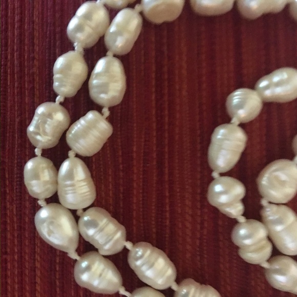 BIWA JAPANESE FRESH WATER PEARLS 46' LONG❤️6.5MM - Picture 3 of 5